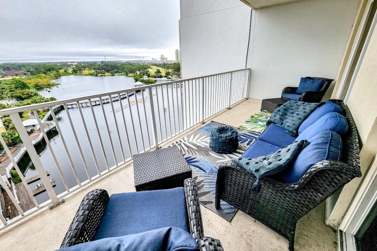 Laketown Wharf 838 Apartment