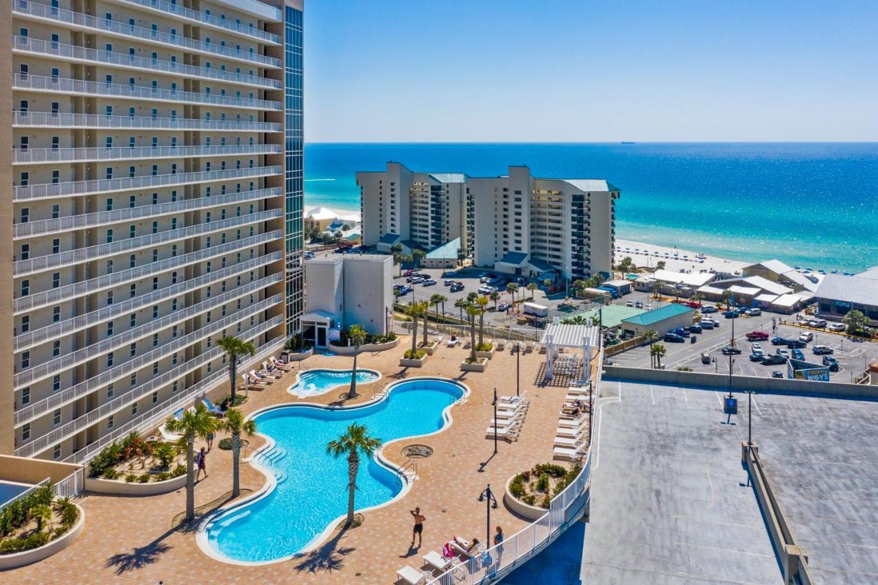 Apartment Laketown Wharf 838