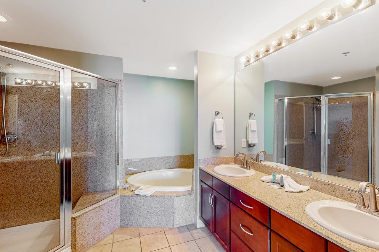 Laketown Wharf 838 Apartment Panama City Beach