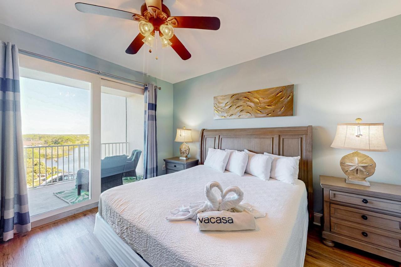Apartment Laketown Wharf 838 *